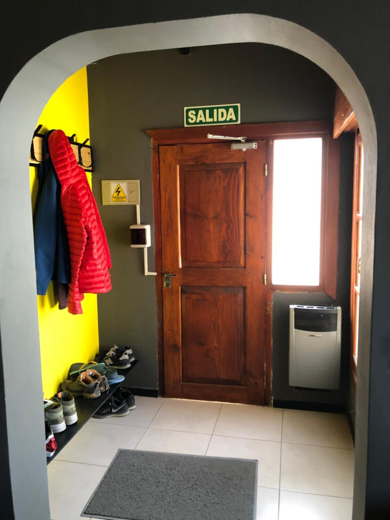 Hostel Olimpo House Сан Карлос де Барилоче Екстериор снимка